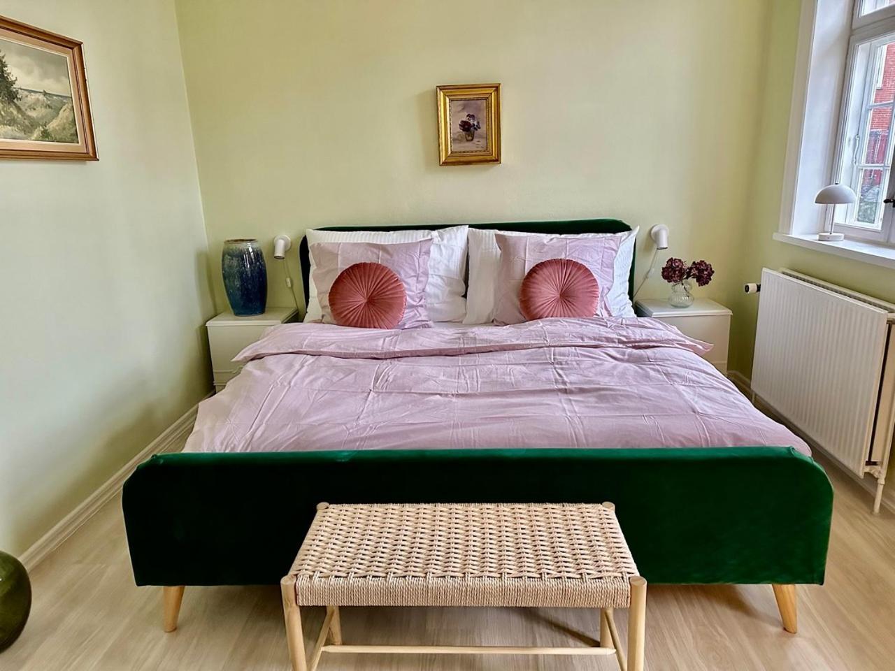Hirtshals Gamle Station Bed & Breakfast エクステリア 写真